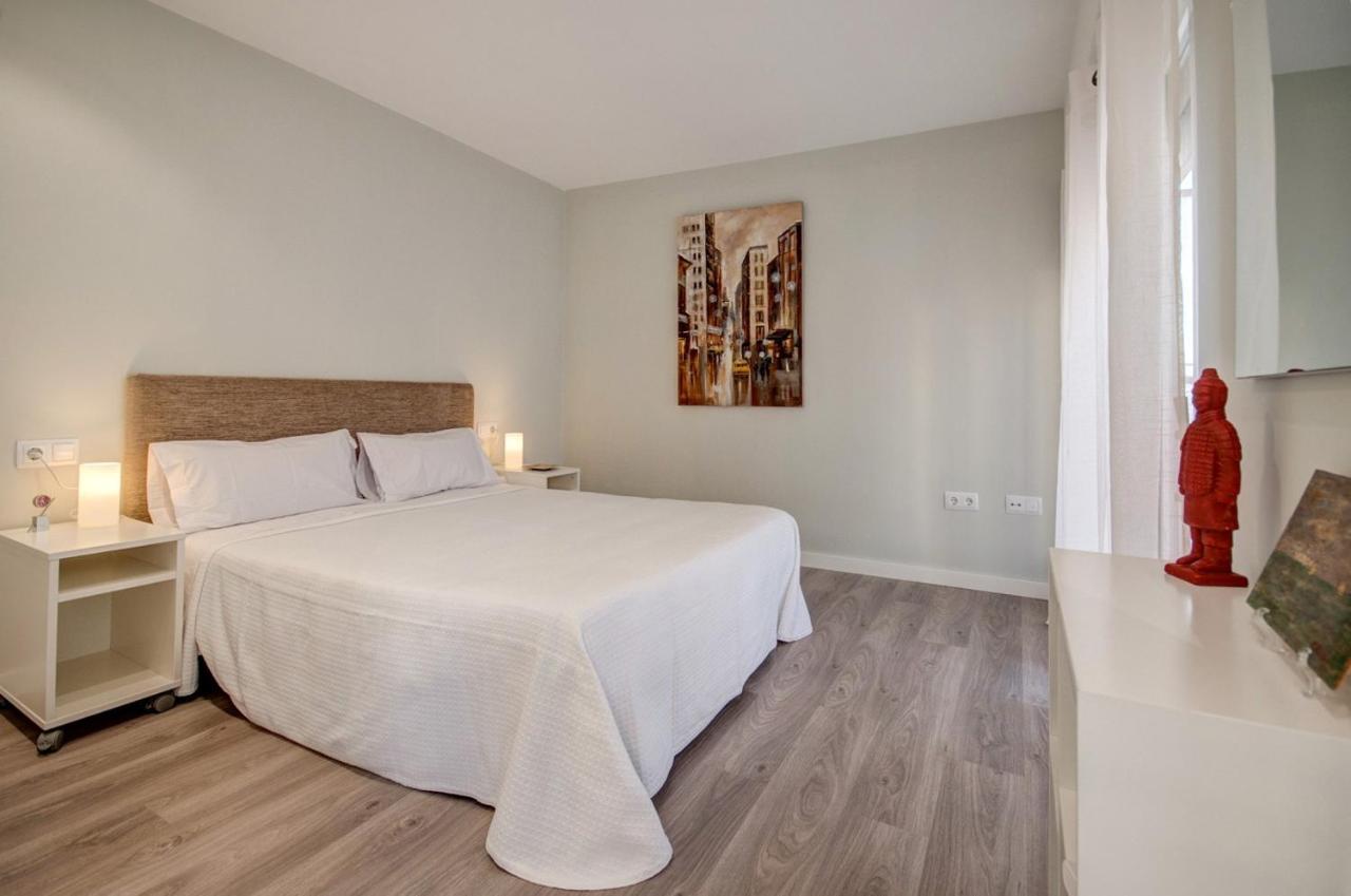 Beds&Breaks Casals Apartment Valencia Bagian luar foto